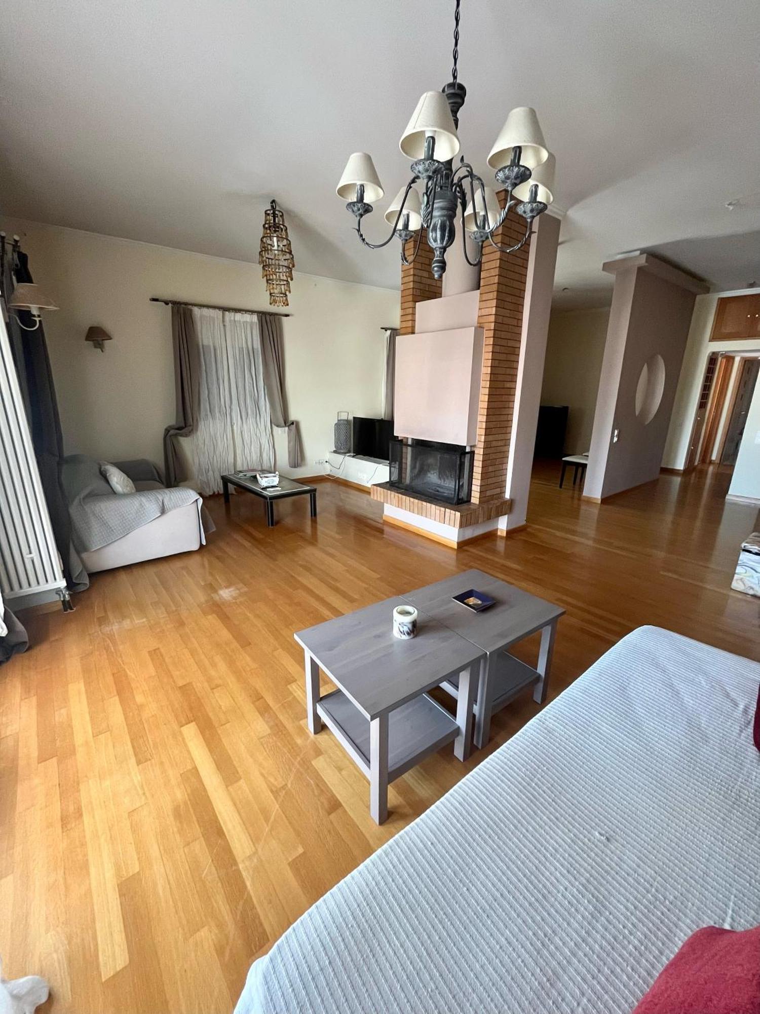City Center Apartment Preveza Bagian luar foto