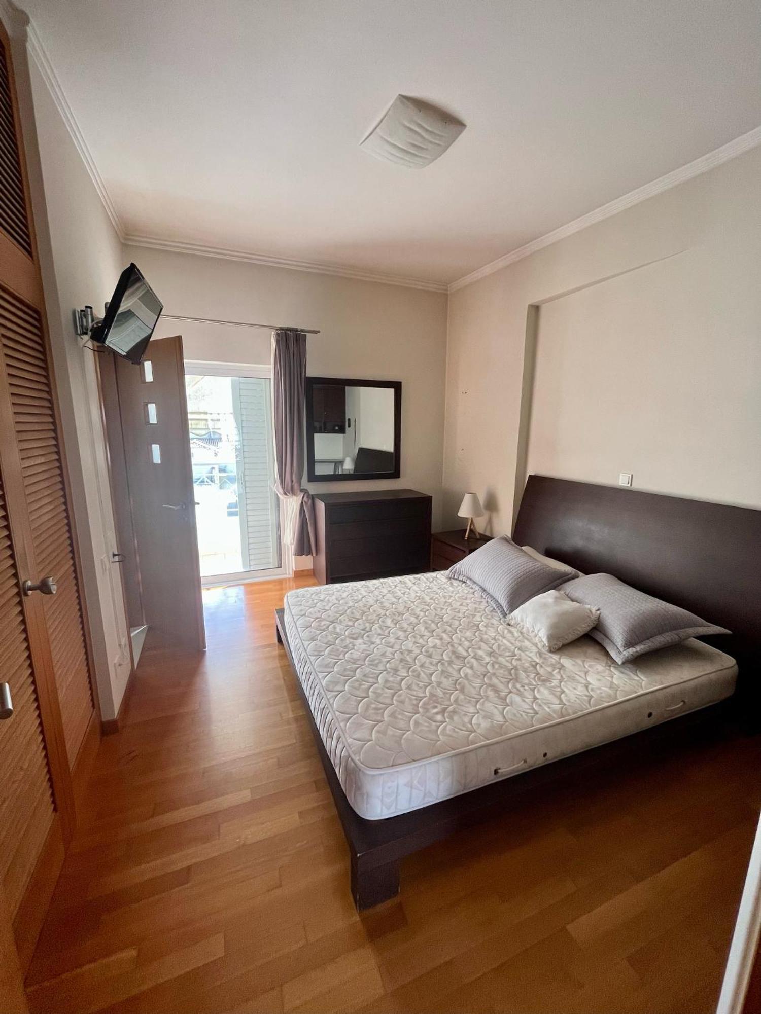 City Center Apartment Preveza Bagian luar foto